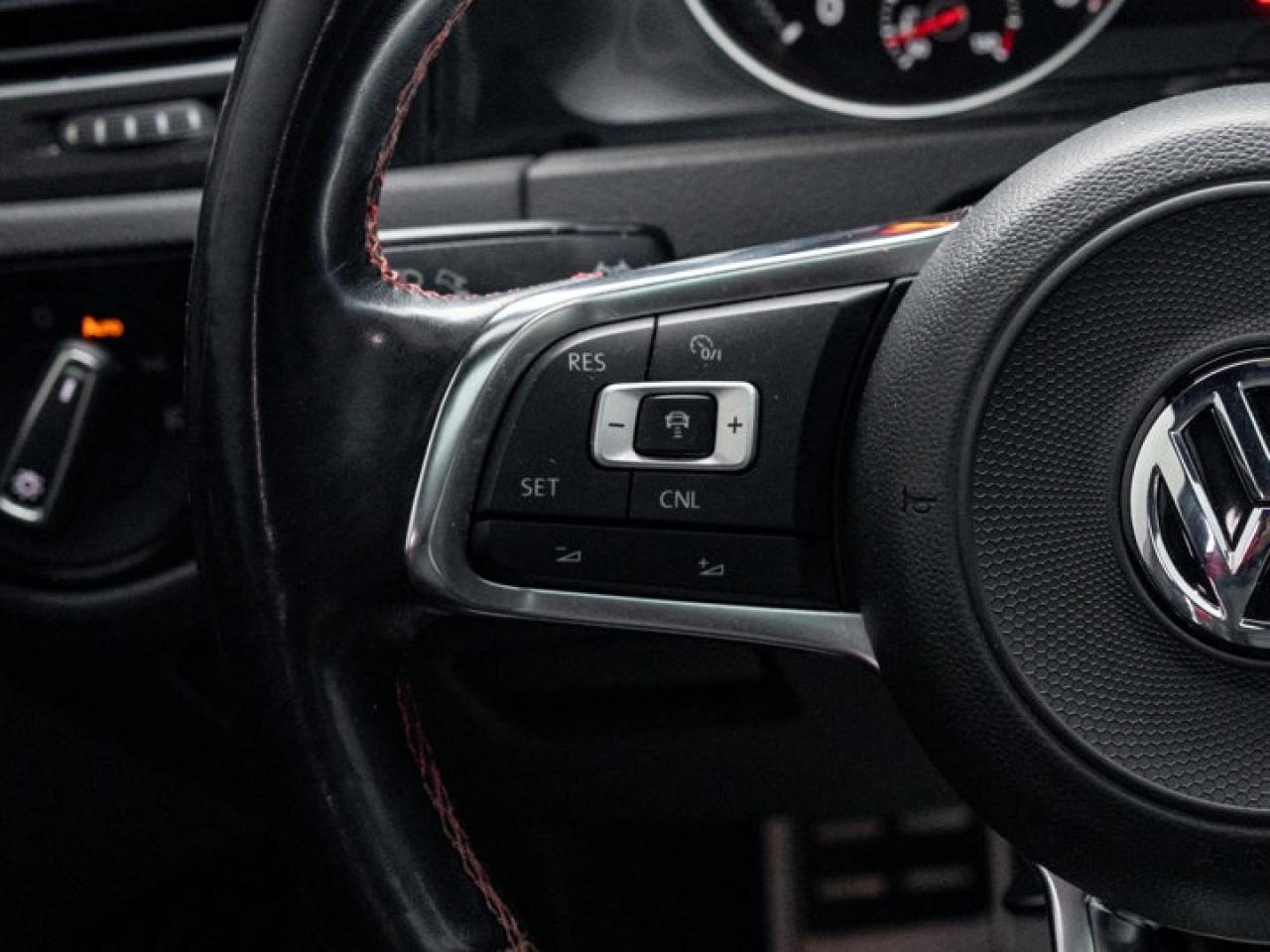 2017 Volkswagen Golf GTI Autobahn Photo