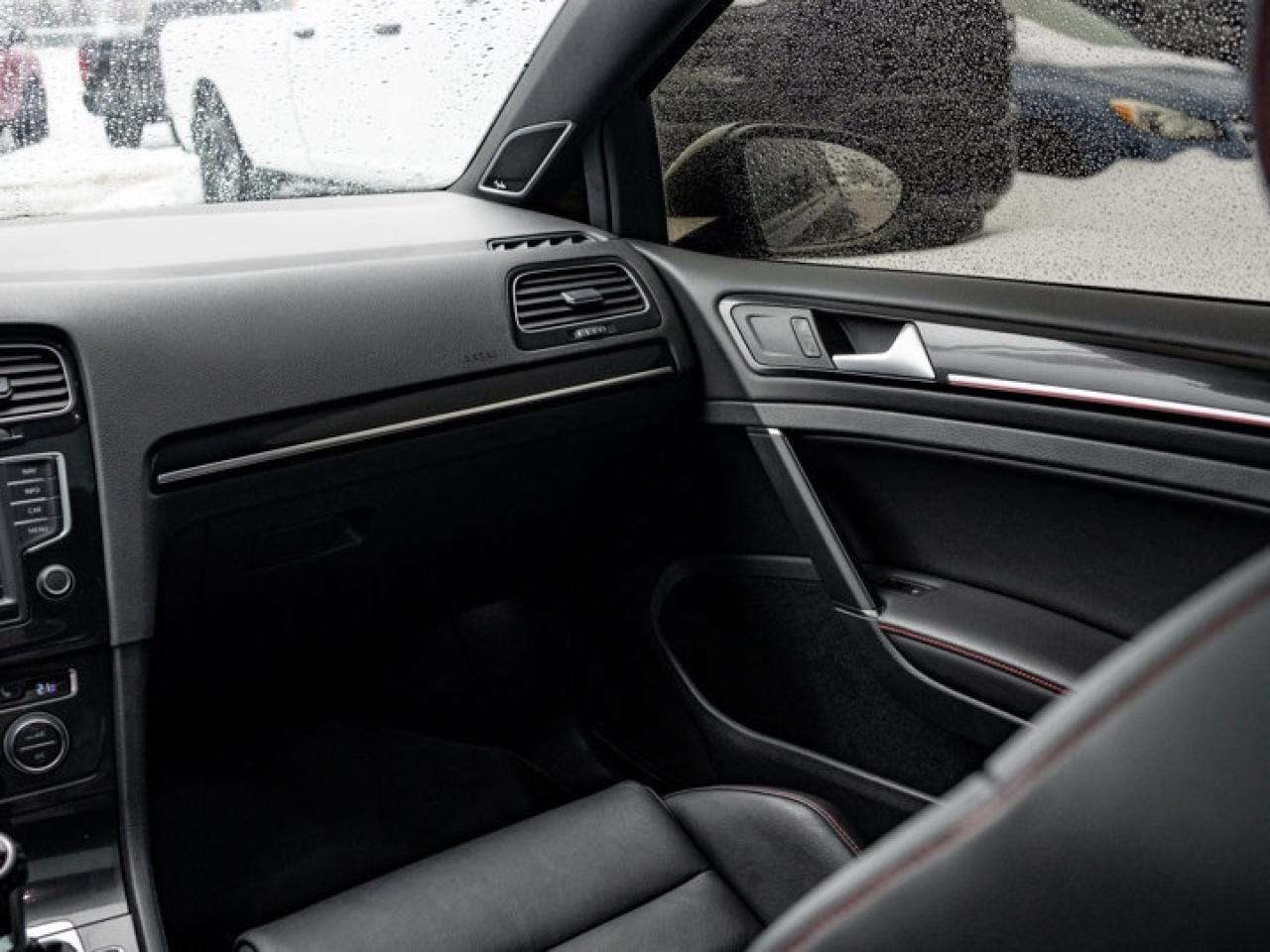 2017 Volkswagen Golf GTI Autobahn Photo