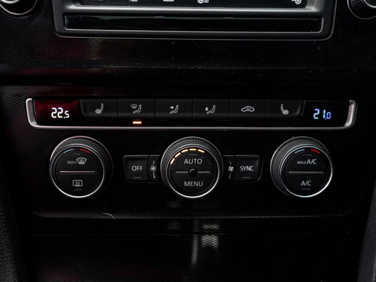 2017 Volkswagen Golf GTI Autobahn Photo