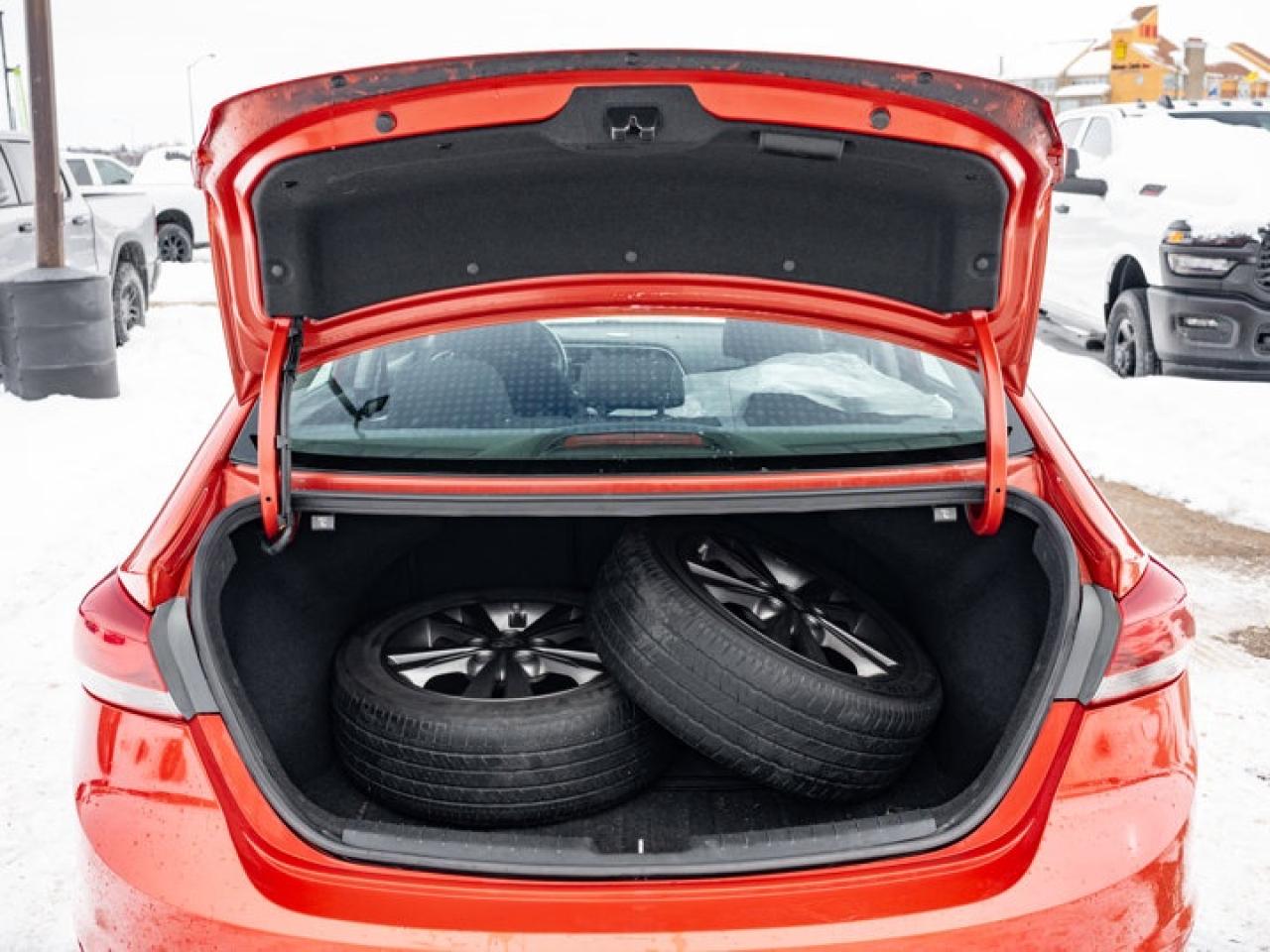 2017 Hyundai Elantra GL Photo