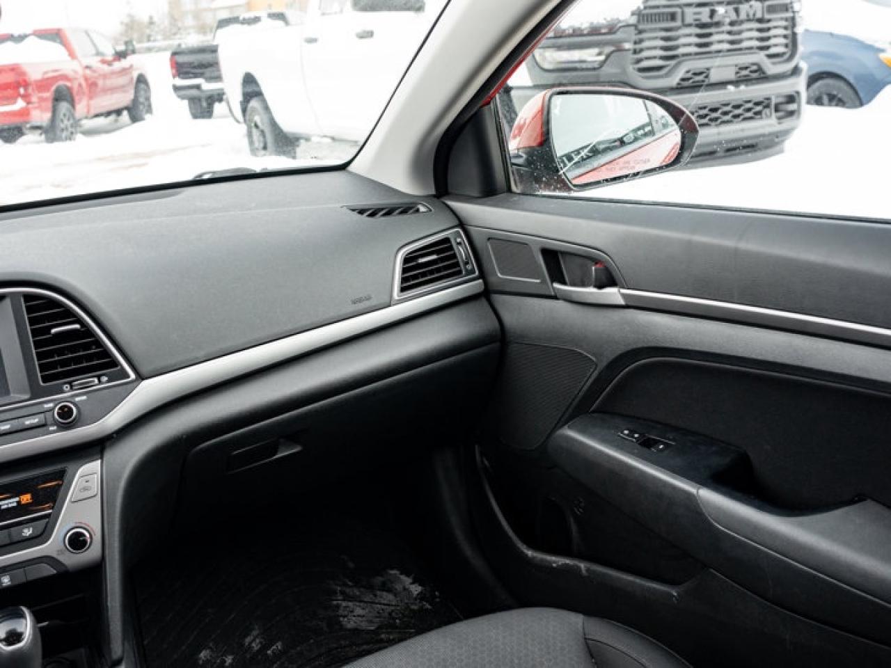 2017 Hyundai Elantra GL Photo