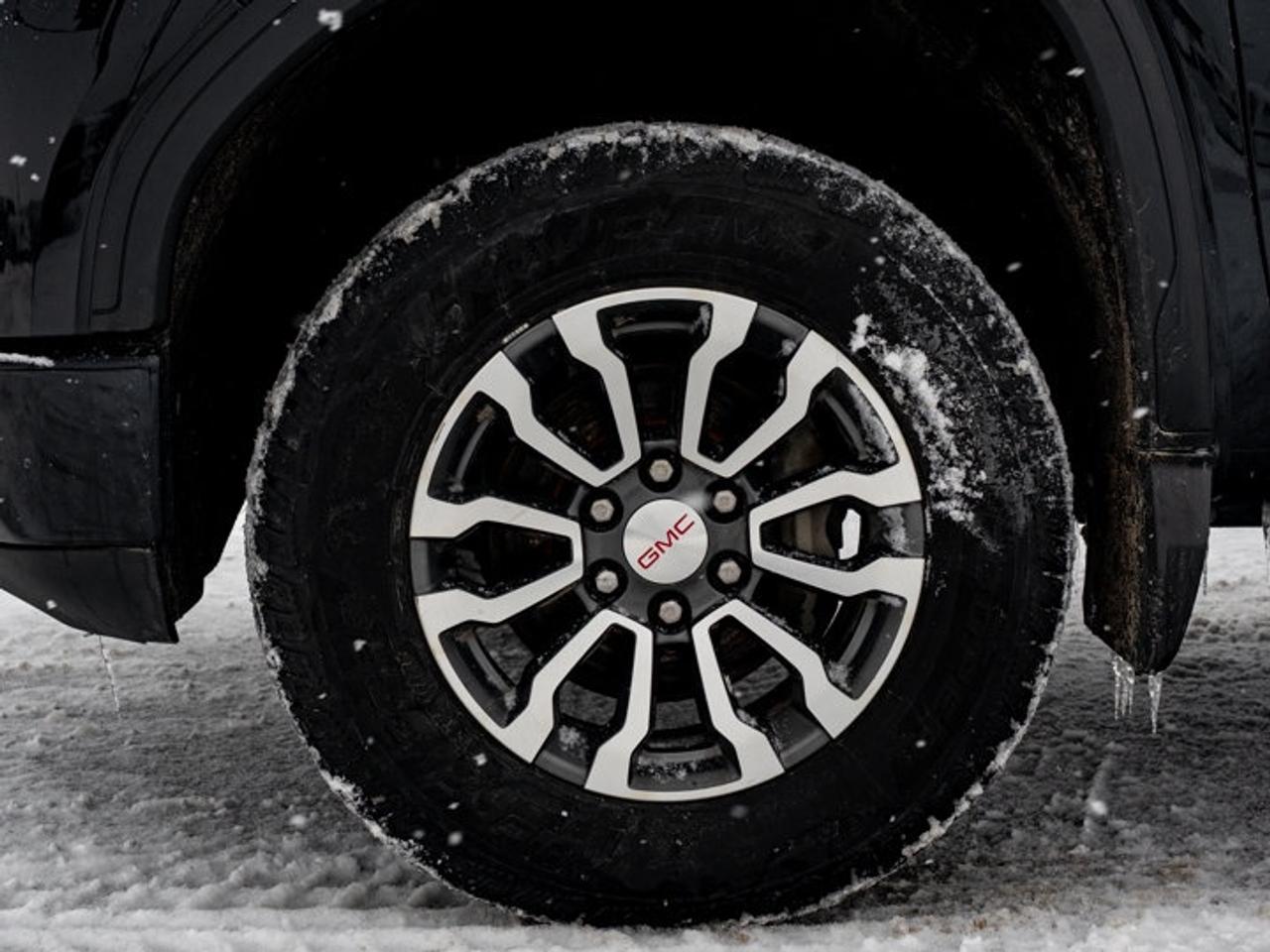 2022 GMC Sierra 1500 Limited AT4 Photo