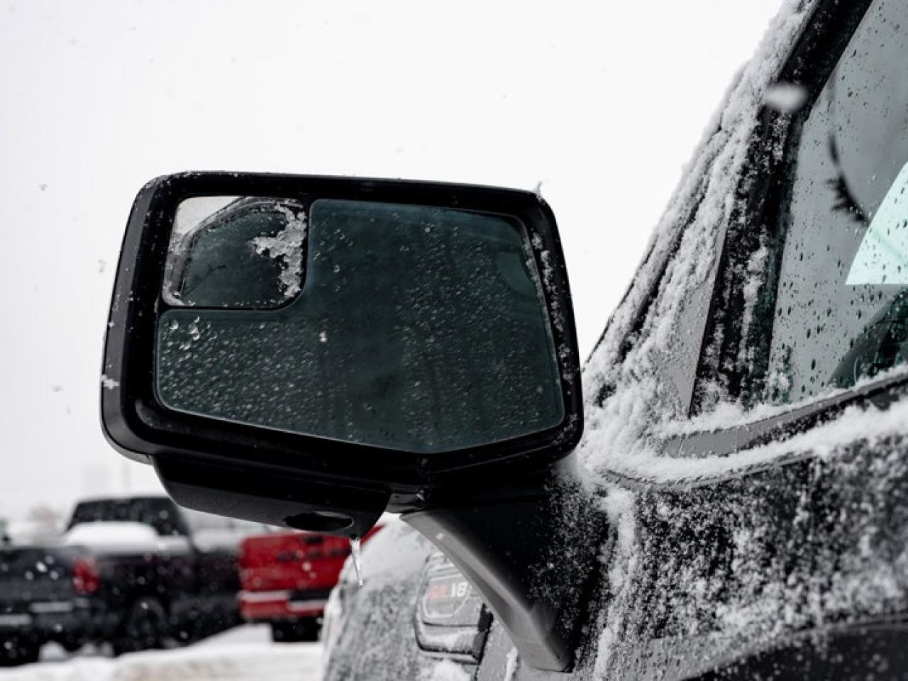 2022 GMC Sierra 1500 Limited AT4 Photo