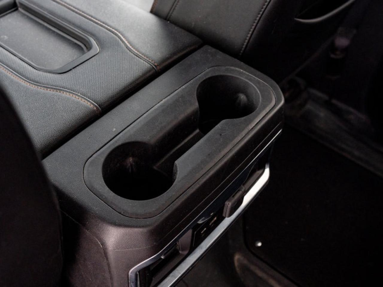 2022 GMC Sierra 1500 Limited AT4 Photo