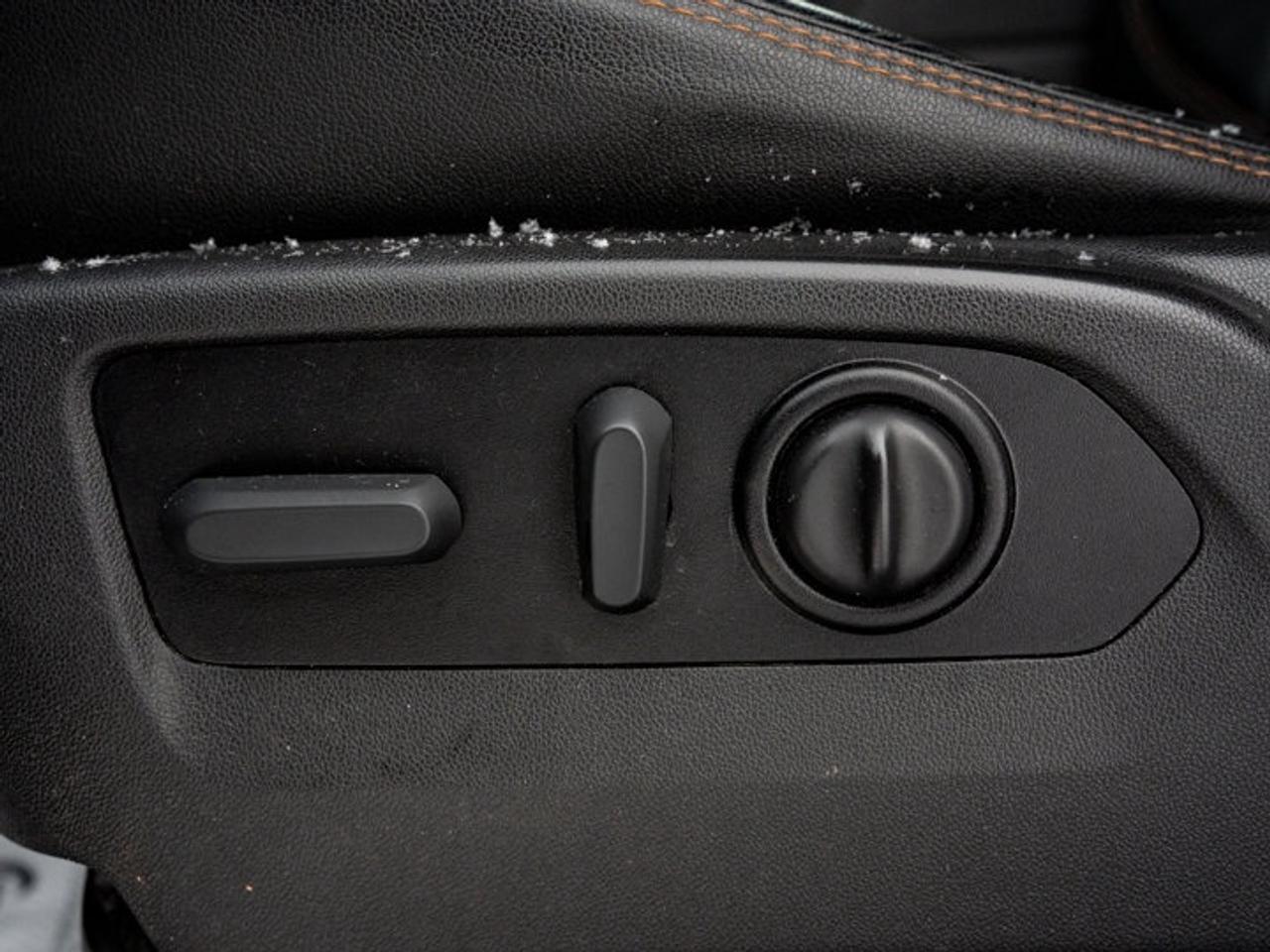 2022 GMC Sierra 1500 Limited AT4 Photo