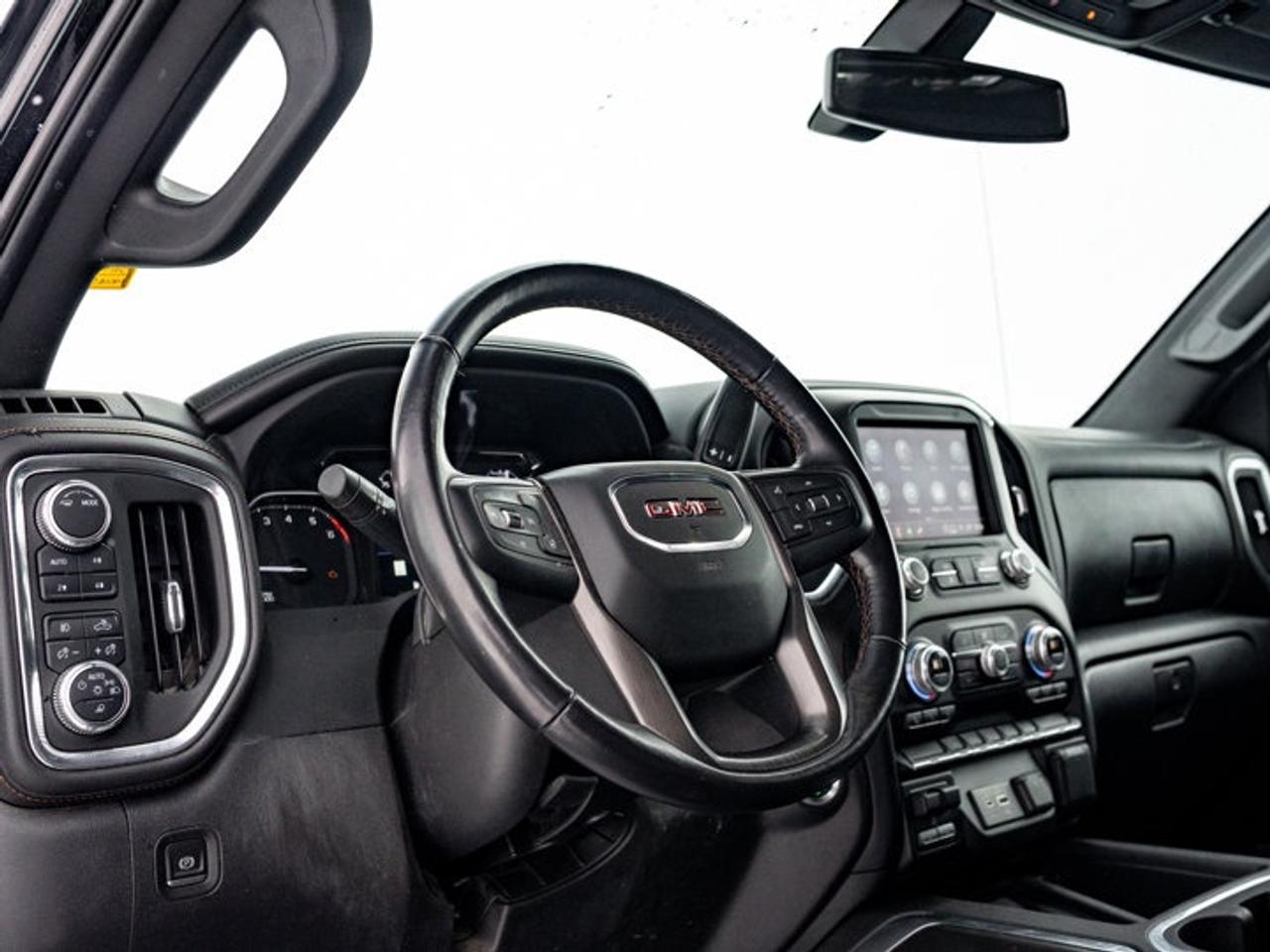 2022 GMC Sierra 1500 Limited AT4 Photo