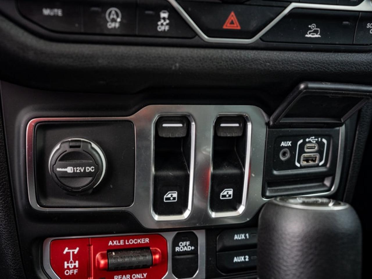 2025 Jeep Wrangler Willys Photo