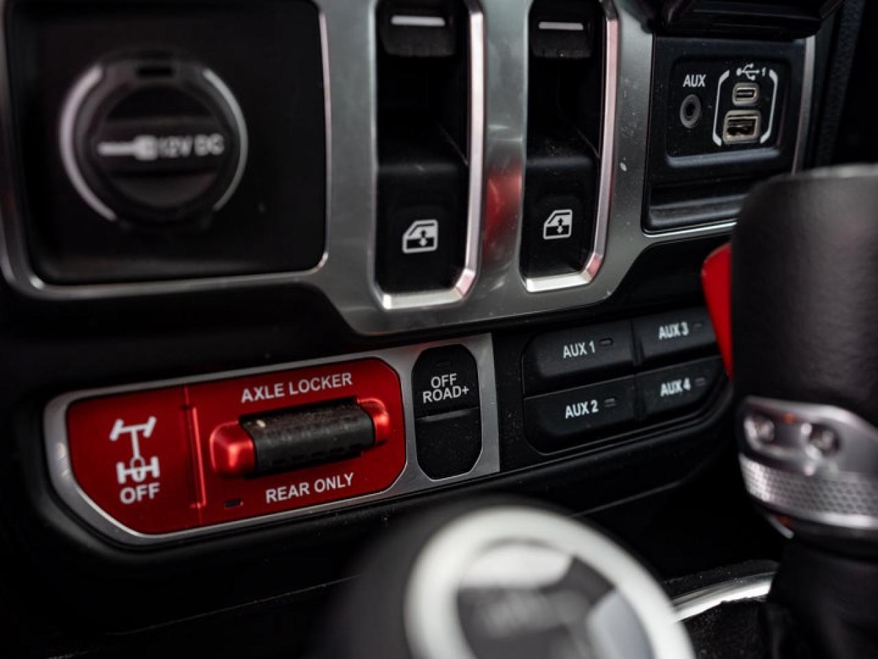 2025 Jeep Wrangler Willys Photo