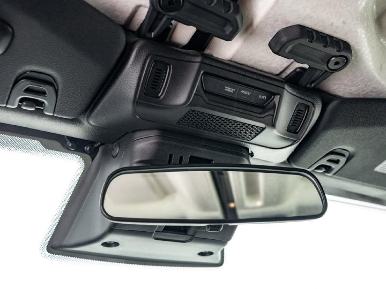 2025 Jeep Wrangler Willys Photo