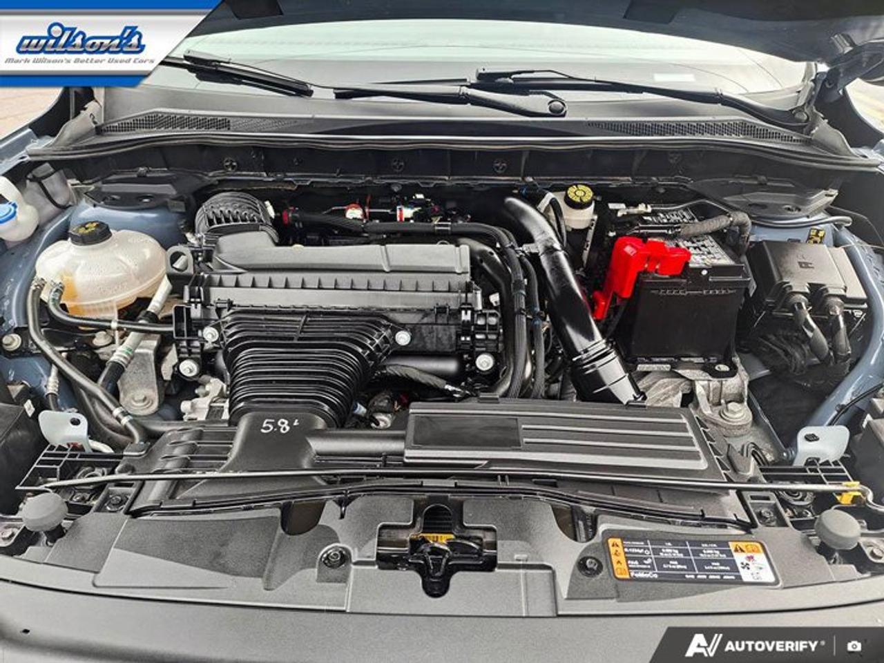 2025 Ford Escape Platinum AWD | 2.0L | Leather | Heated Wheel + Seats | Adaptive Cruise | Power Seat | and More ! Photo