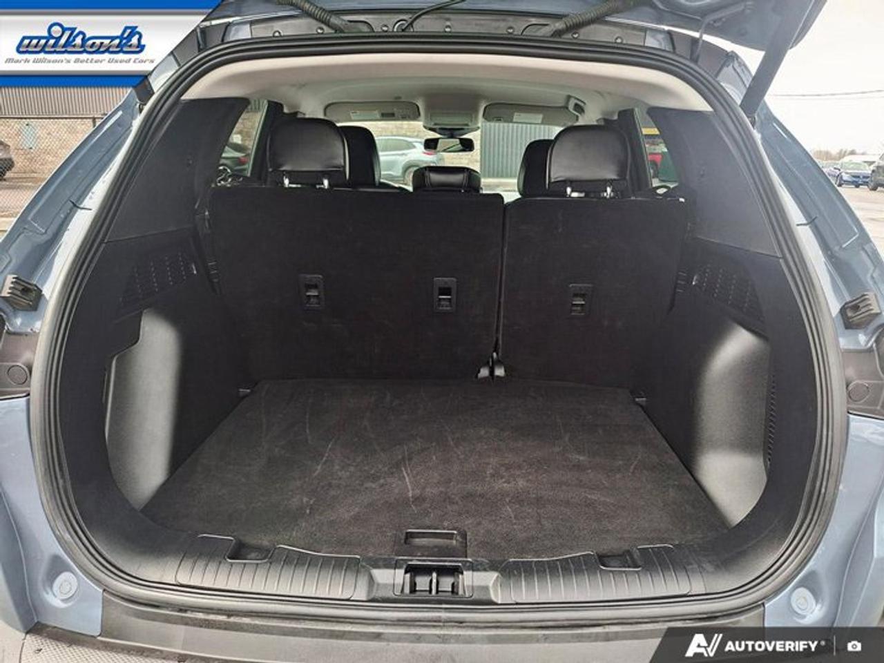 2025 Ford Escape Platinum AWD | 2.0L | Leather | Heated Wheel + Seats | Adaptive Cruise | Power Seat | and More ! Photo