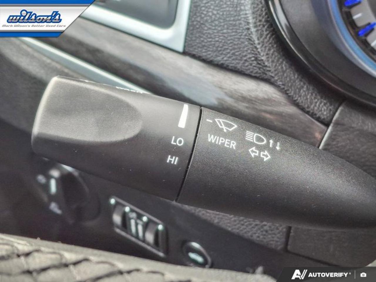 2022 Chrysler 300 300 Touring L | Leather | Heated Seats | Remote Start | CarPlay + Android | Rear Camera | and More ! Photo