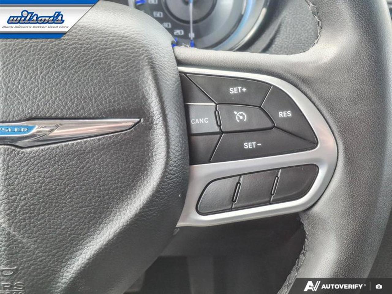 2022 Chrysler 300 300 Touring L | Leather | Heated Seats | Remote Start | CarPlay + Android | Rear Camera | and More ! Photo