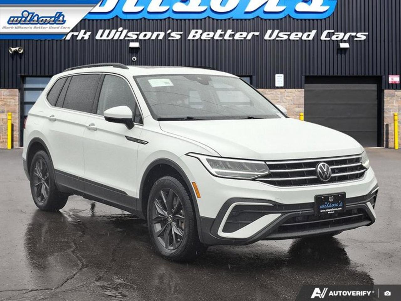 2024 Volkswagen Tiguan Comfortline AWD | Leather | Sunroof | Adaptive Cruise | CarPlay + Android | Heated Seats | and More! Photo