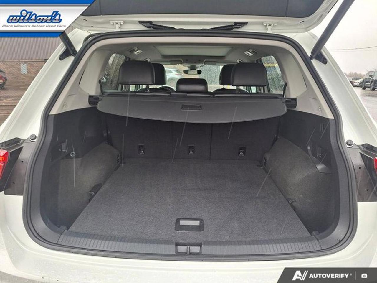 2024 Volkswagen Tiguan Comfortline AWD | Leather | Sunroof | Adaptive Cruise | CarPlay + Android | Heated Seats | and More! Photo