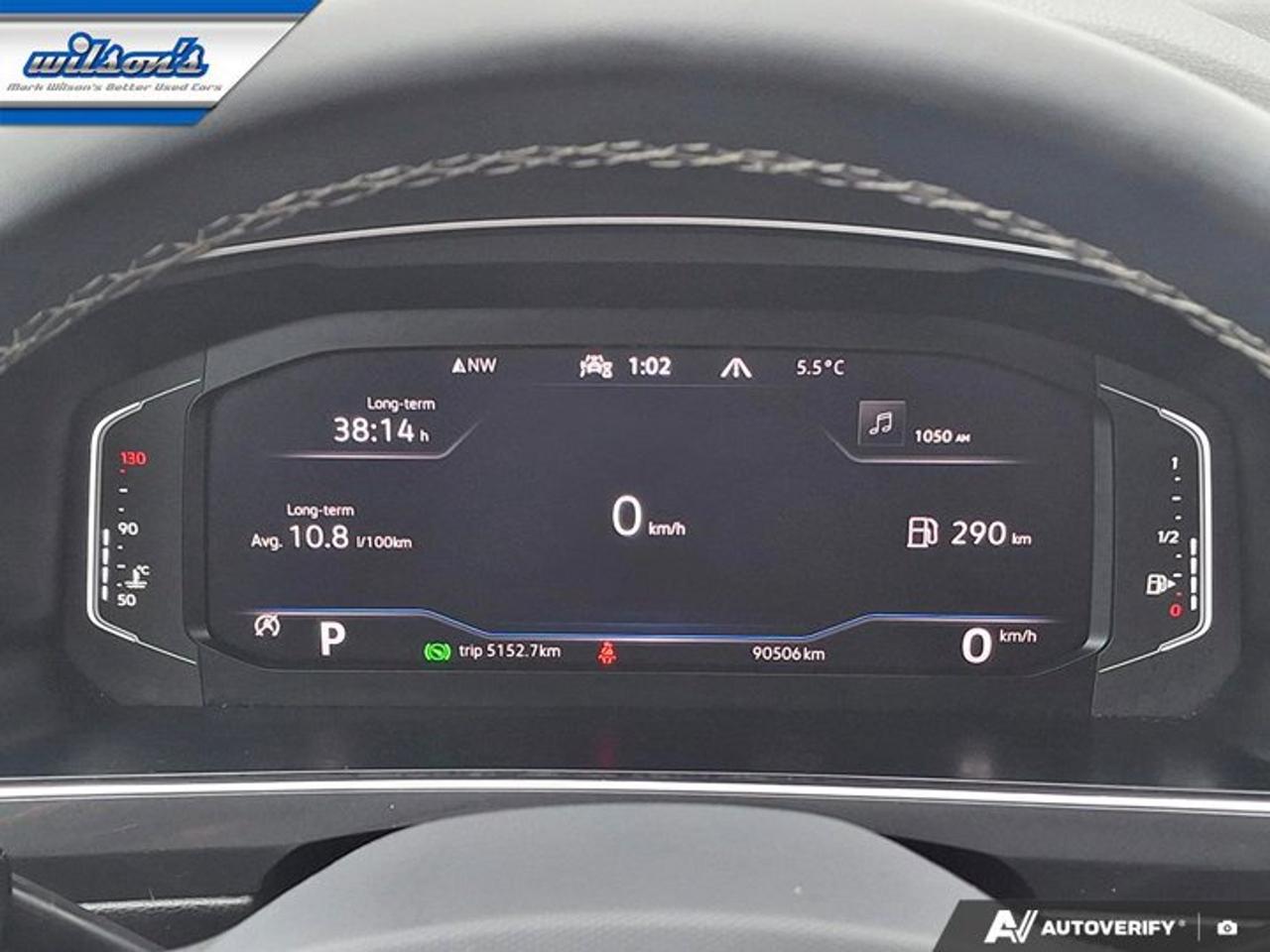 2024 Volkswagen Tiguan Comfortline AWD | Leather | Sunroof | Adaptive Cruise | CarPlay + Android | Heated Seats | and More! Photo
