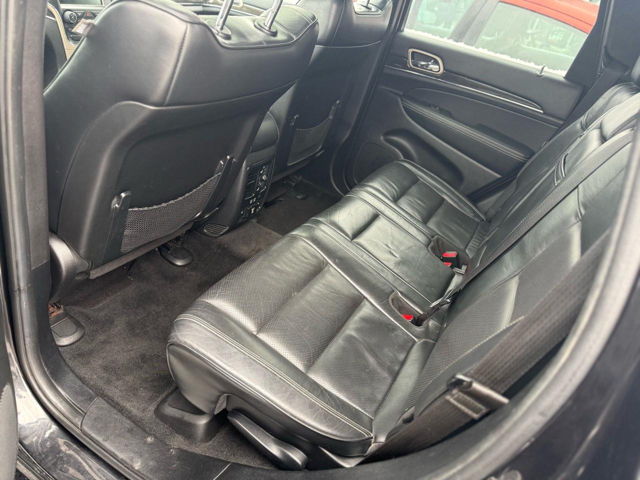 2014 Jeep Grand Cherokee Overland **** AS IS **** Photo4