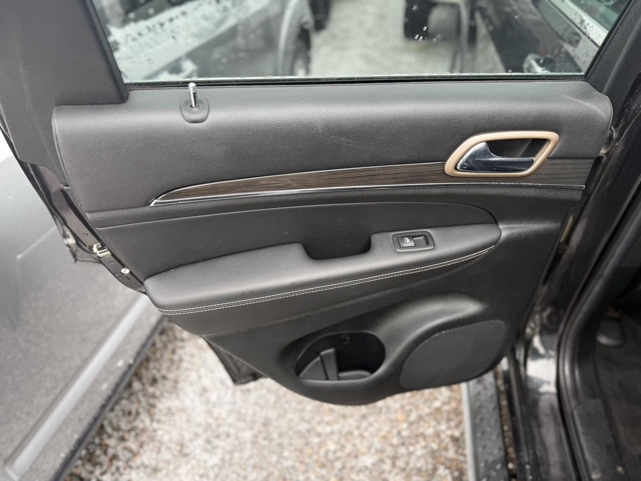 2014 Jeep Grand Cherokee Overland **** AS IS **** Photo