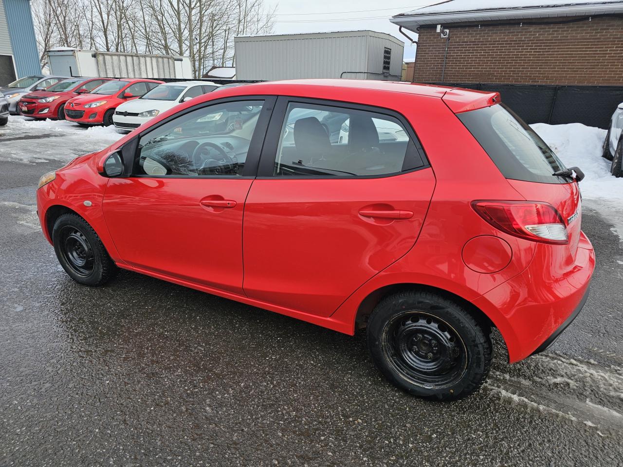 2013 Mazda MAZDA2 GX, AUTOMATIC, CERTIFIED, 2 SETS OF TIRES, 162 KM Photo