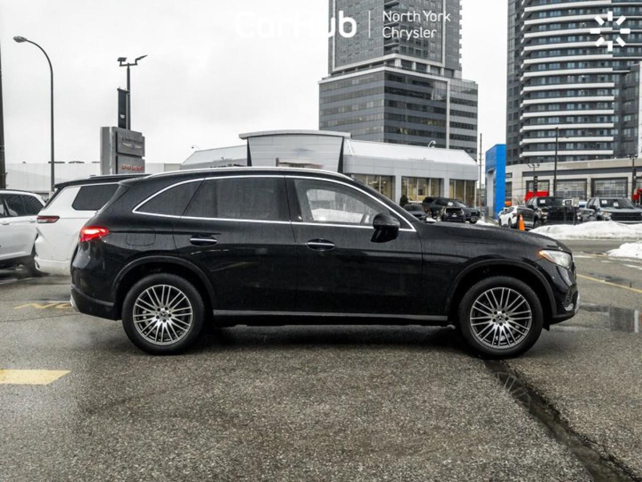 2025 Mercedes-Benz GLC 300 Photo