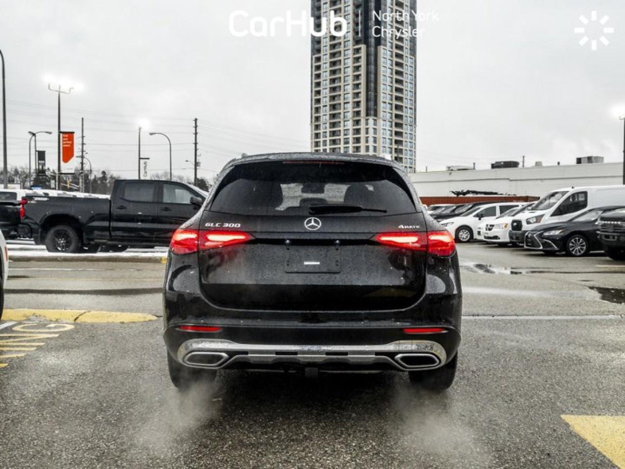 2025 Mercedes-Benz GLC 300 Photo