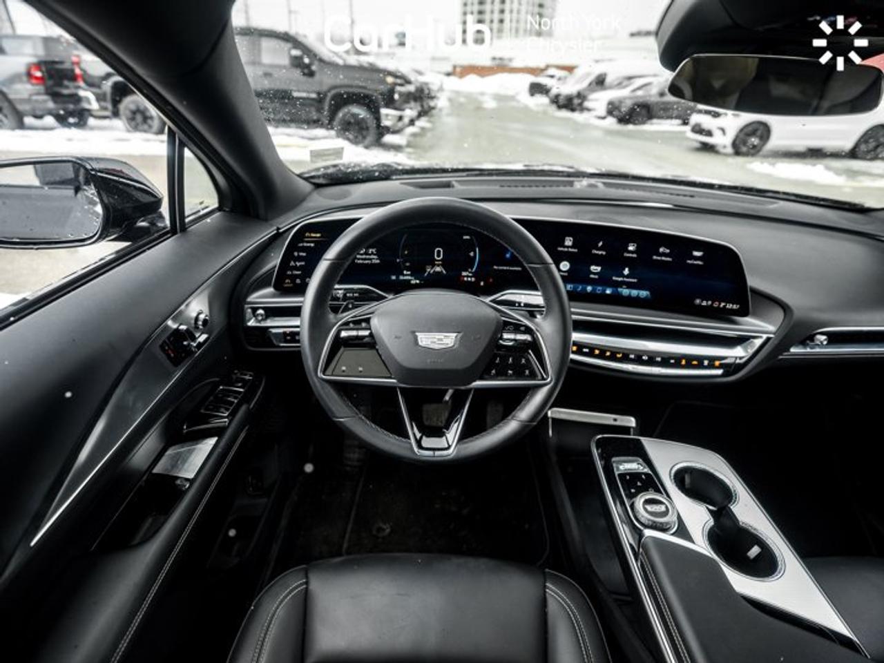 2024 Cadillac LYRIQ Tech AWD Panoroof Heated Seats Navi Apple CarPlay Android Auto Photo