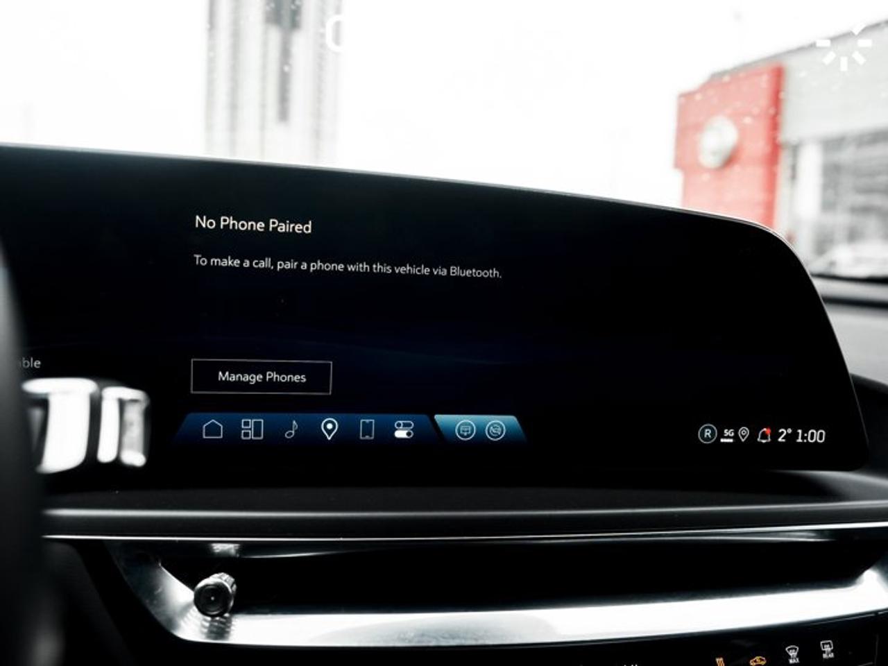 2024 Cadillac LYRIQ Tech AWD Panoroof Heated Seats Navi Apple CarPlay Android Auto Photo