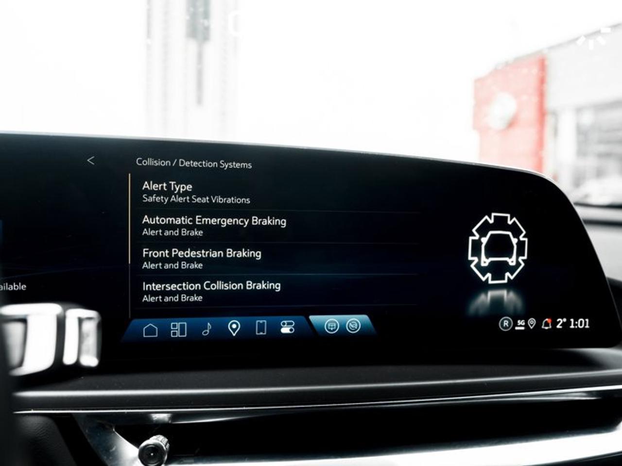 2024 Cadillac LYRIQ Tech AWD Panoroof Heated Seats Navi Apple CarPlay Android Auto Photo