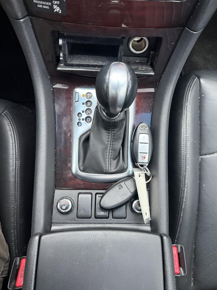 2010 Infiniti EX35 Journey Photo