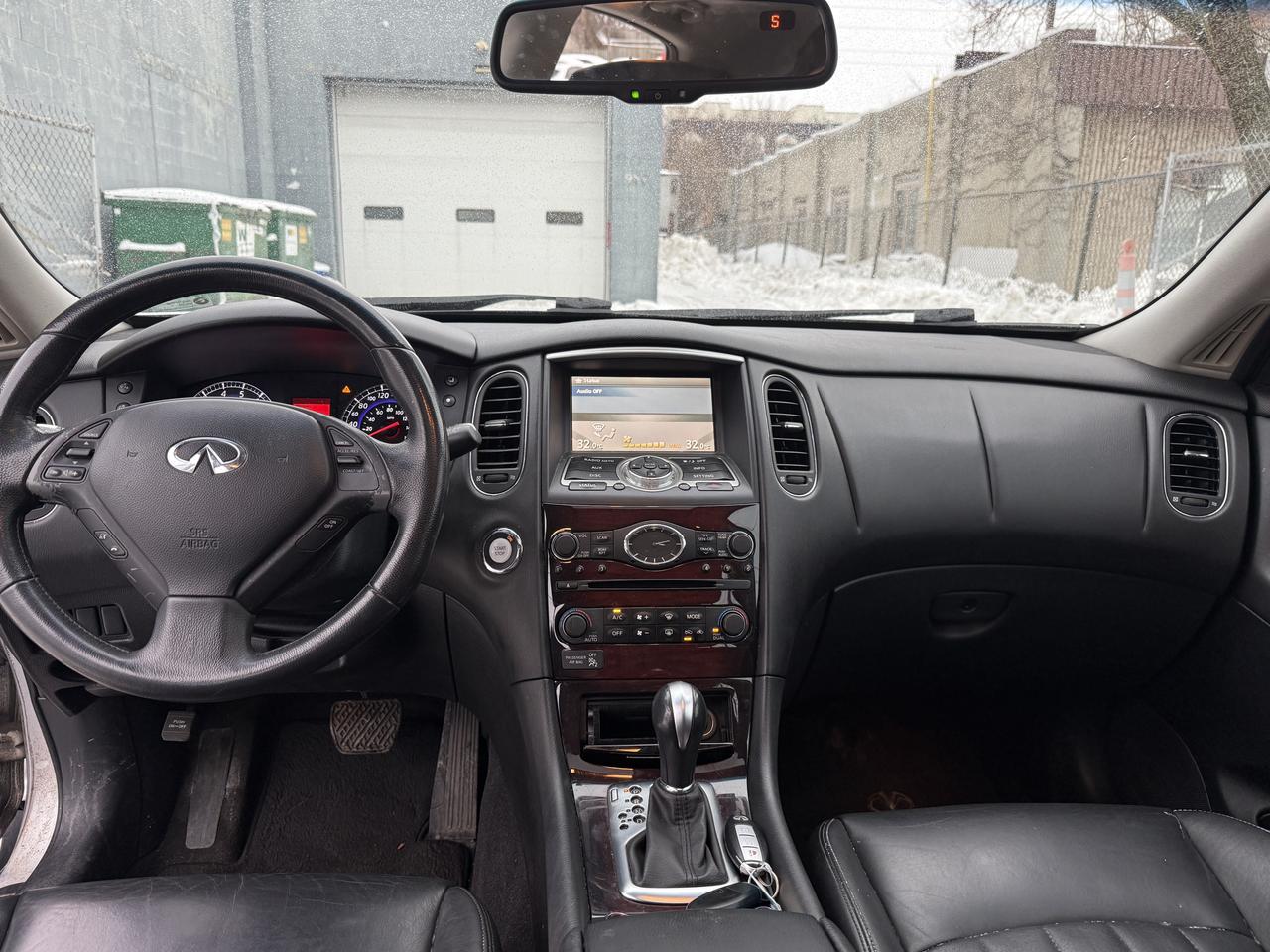 2010 Infiniti EX35 Journey Photo