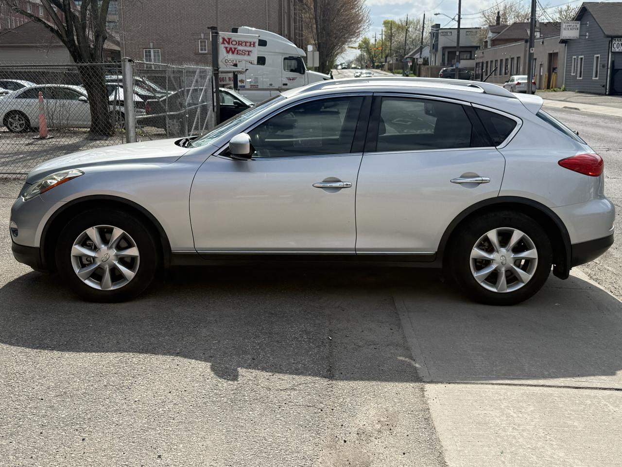 2010 Infiniti EX35 AWD 4dr Journey Photo