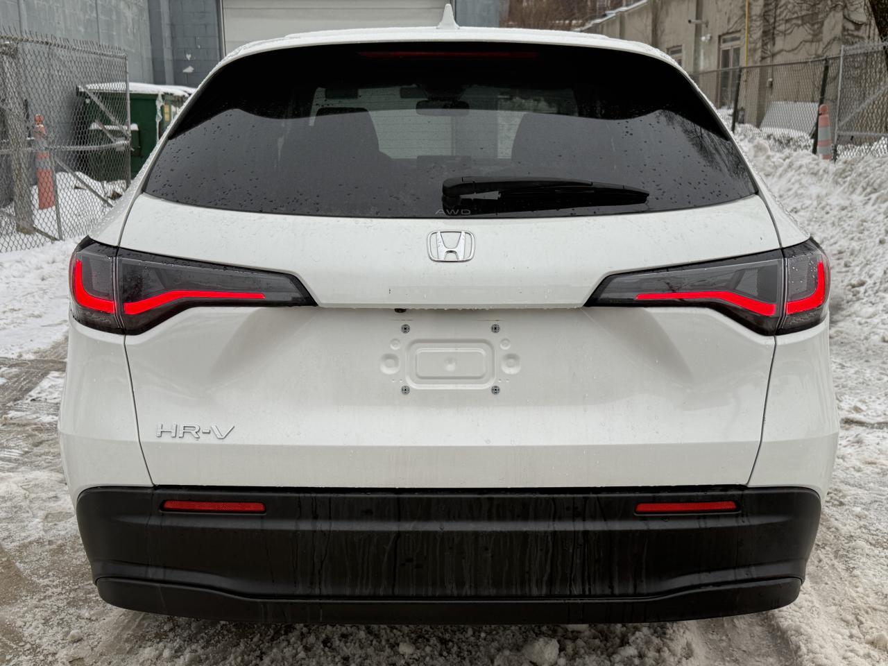 2024 Honda HR-V LX-B Photo