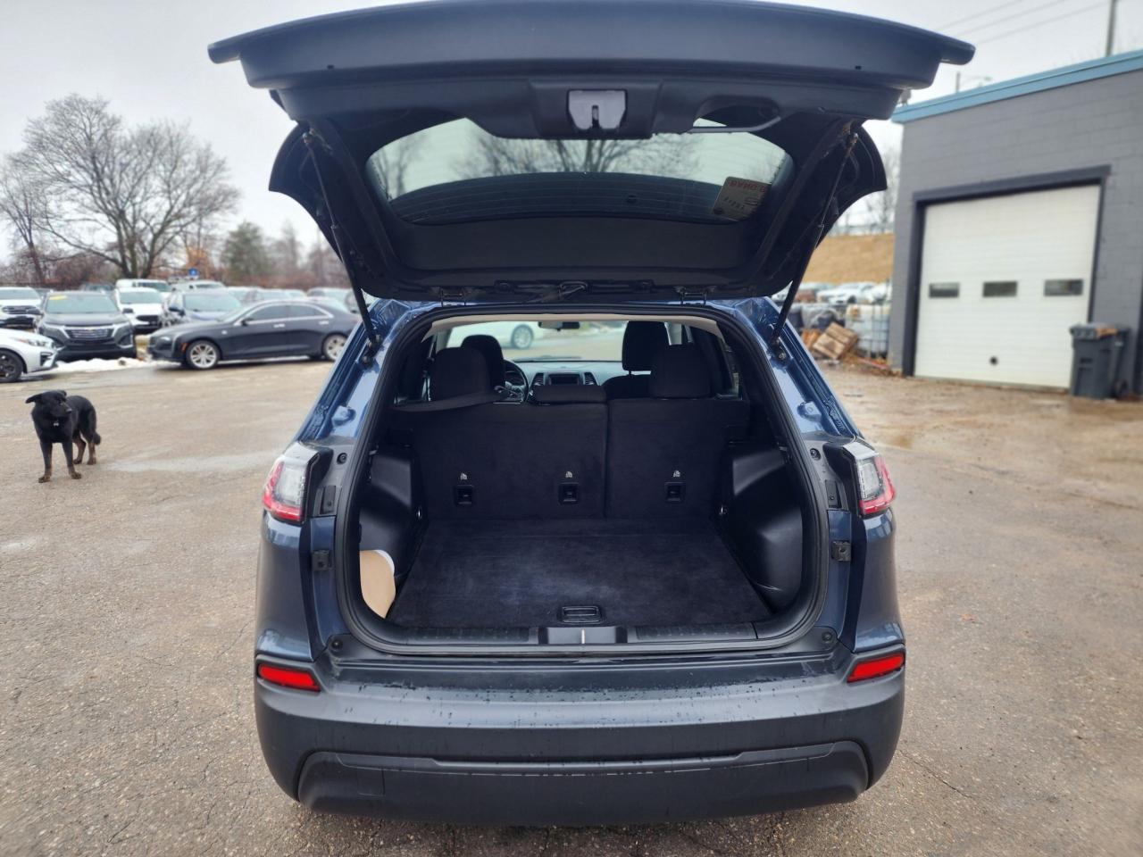 2020 Jeep Cherokee Sport l Clean Carfax l One Owner l AWD