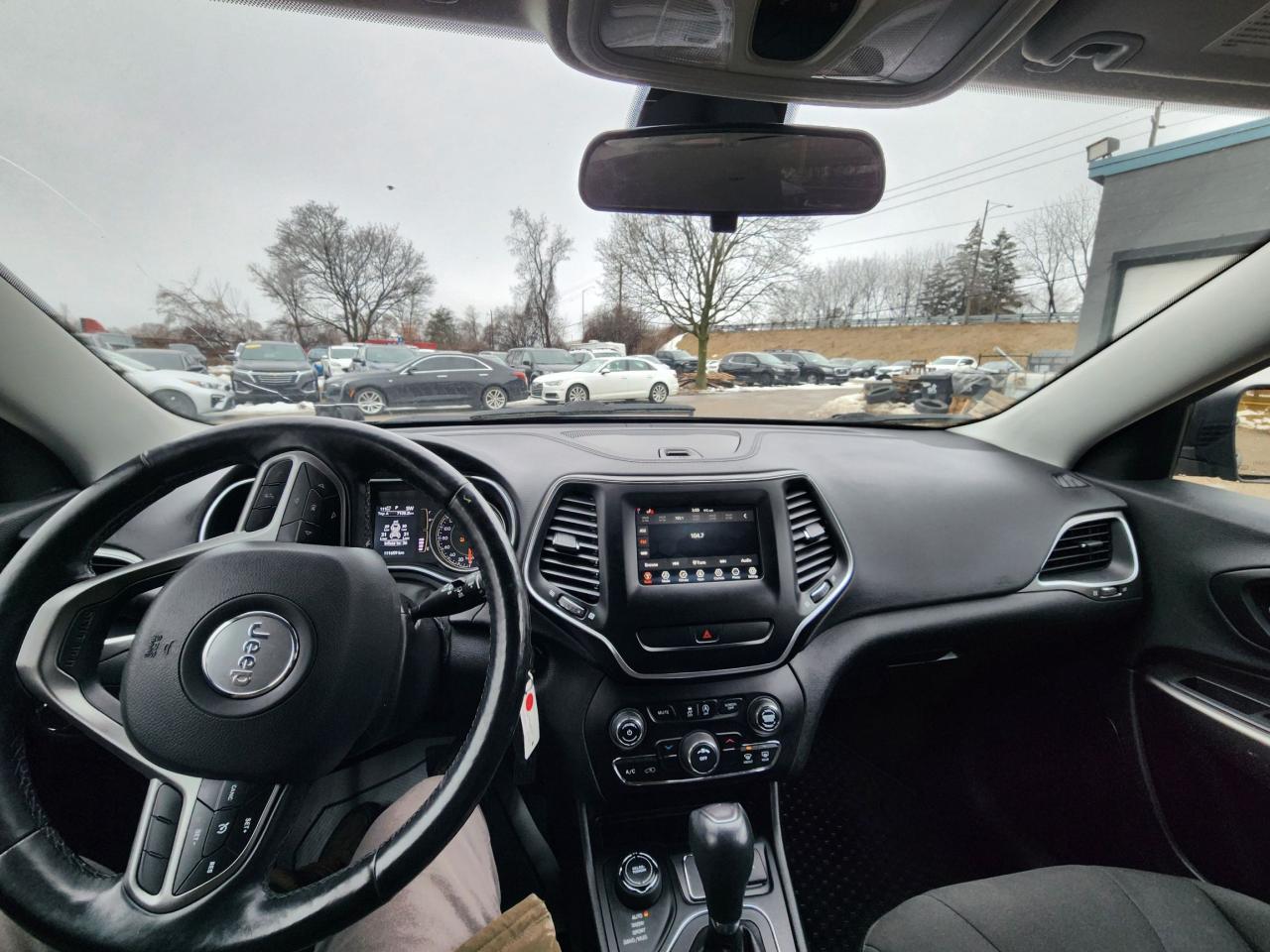 2020 Jeep Cherokee Sport l Clean Carfax l One Owner l AWD