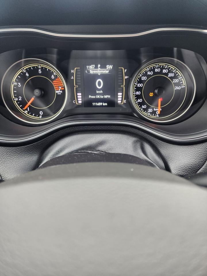 2020 Jeep Cherokee Sport l Clean Carfax l One Owner l AWD