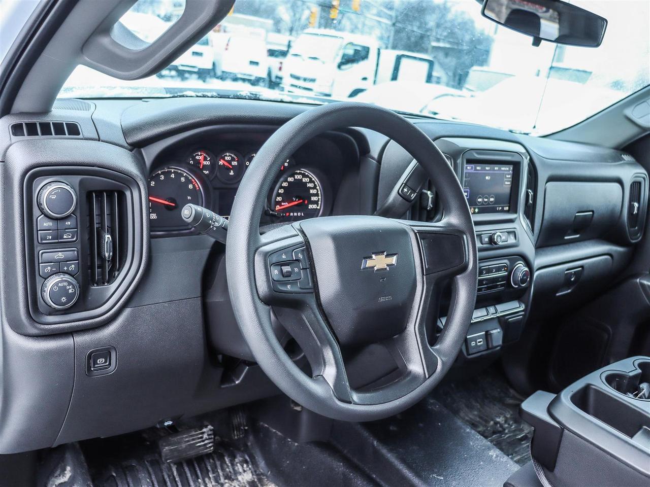 2025 Chevrolet Silverado 1500 W/T Photo