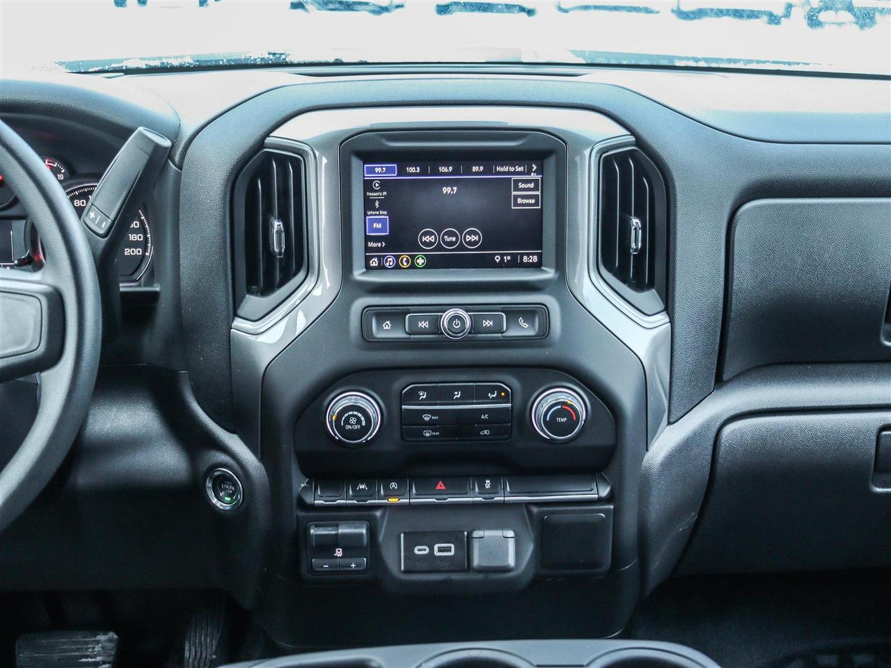 2025 Chevrolet Silverado 1500 W/T Photo