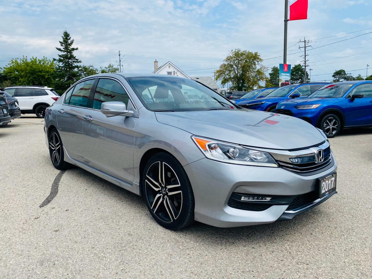 2017 Honda Accord Sedan Sport Photo3