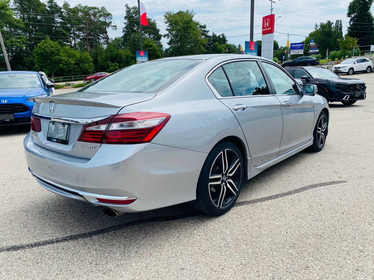 2017 Honda Accord Sedan Sport Photo