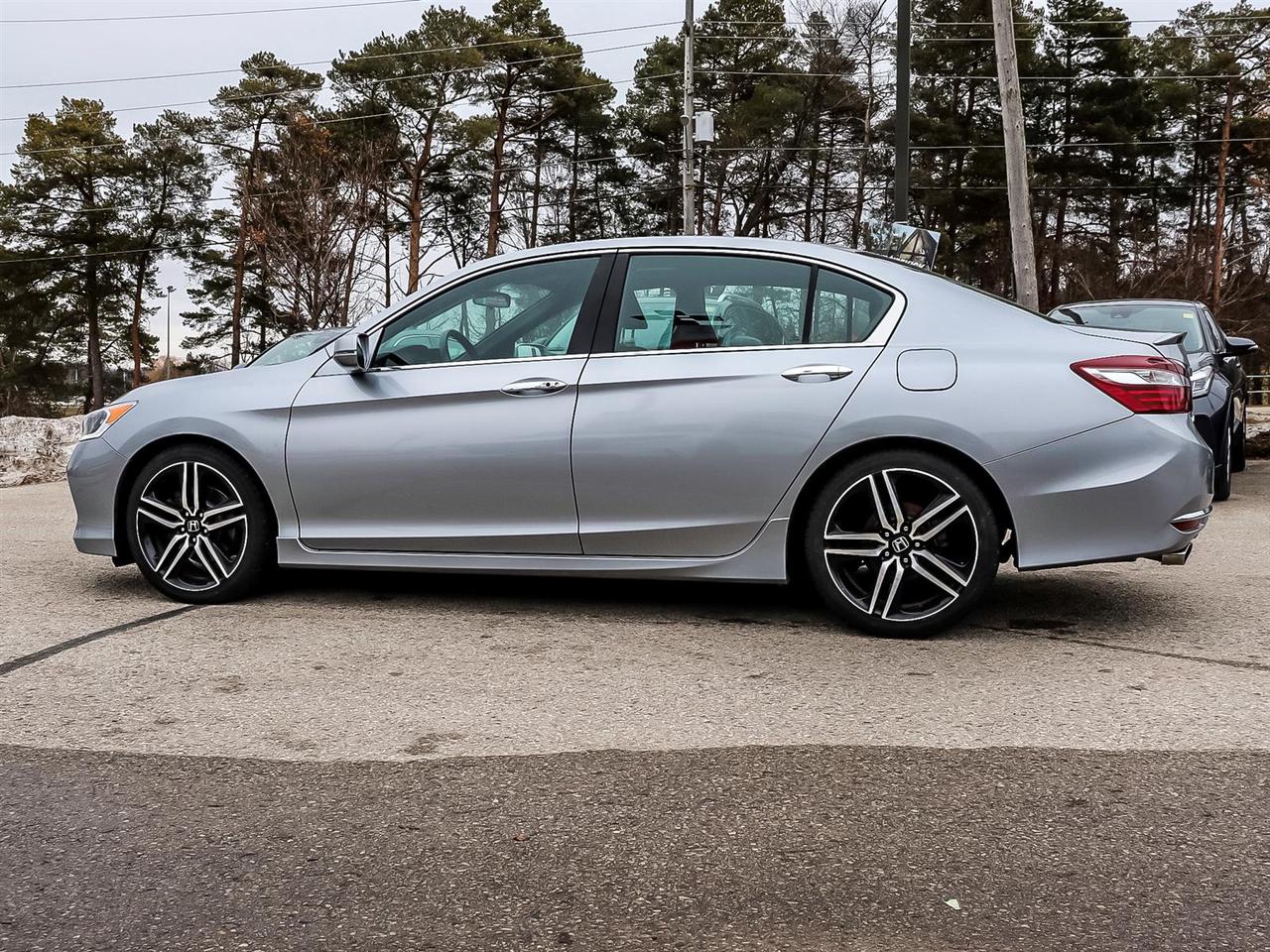 2017 Honda Accord Sedan Sport Photo