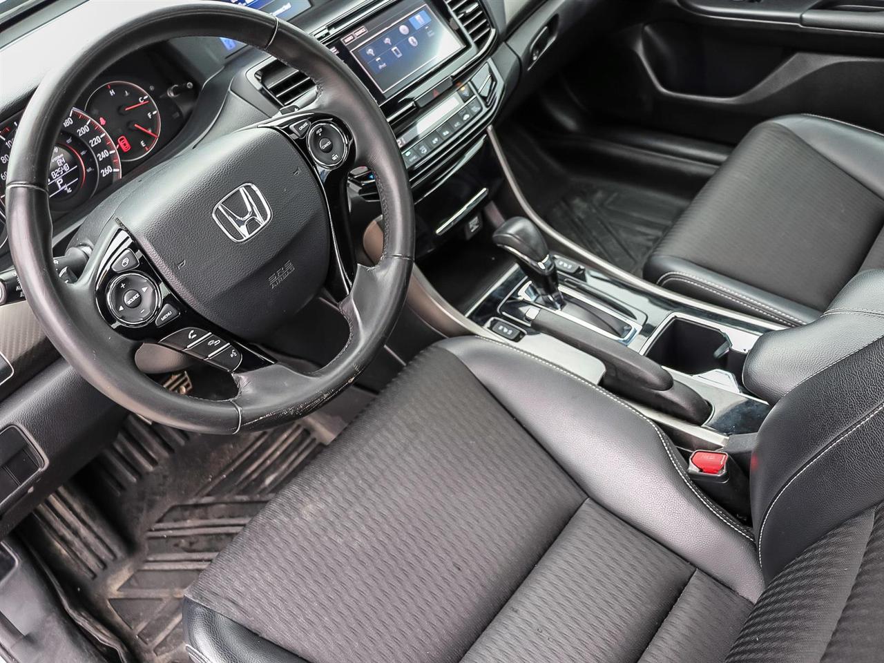 2017 Honda Accord Sedan Sport Photo