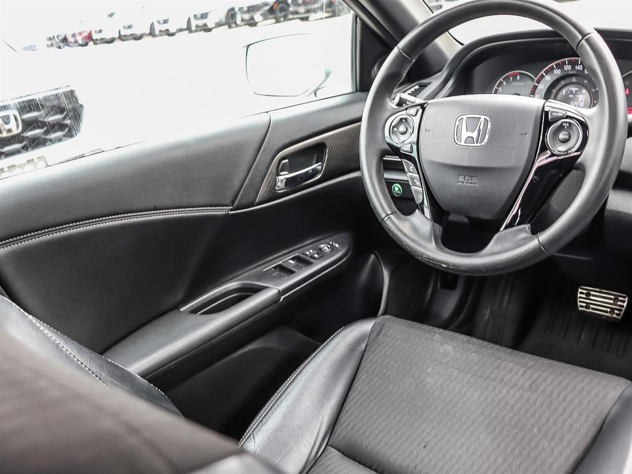 2017 Honda Accord Sedan Sport Photo