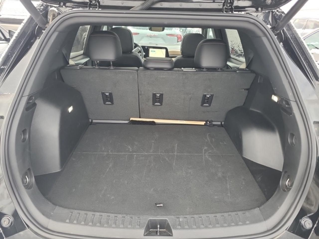 2026 Chevrolet Equinox ACTIV Photo