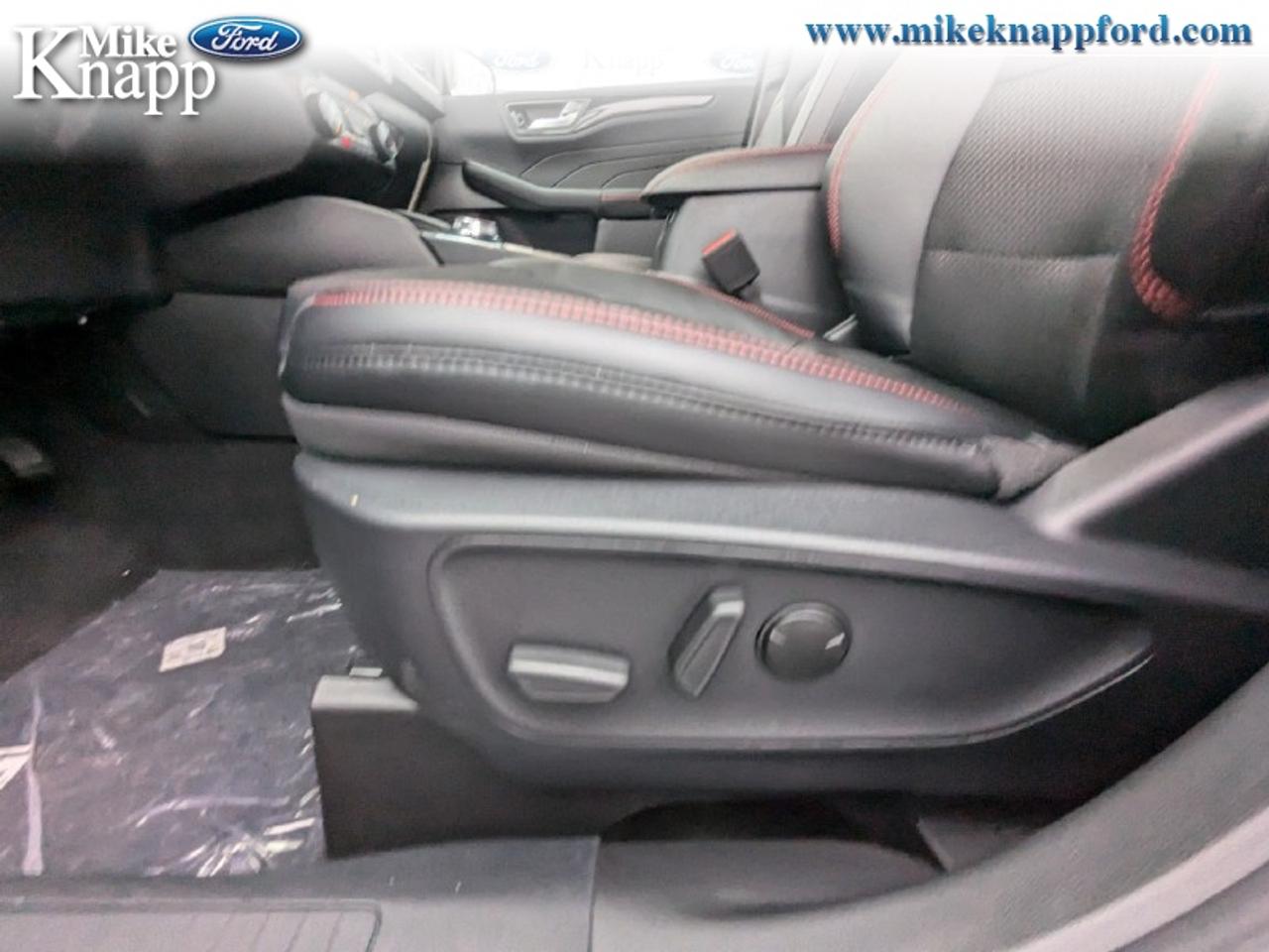 2025 Ford Escape ST-Line Photo
