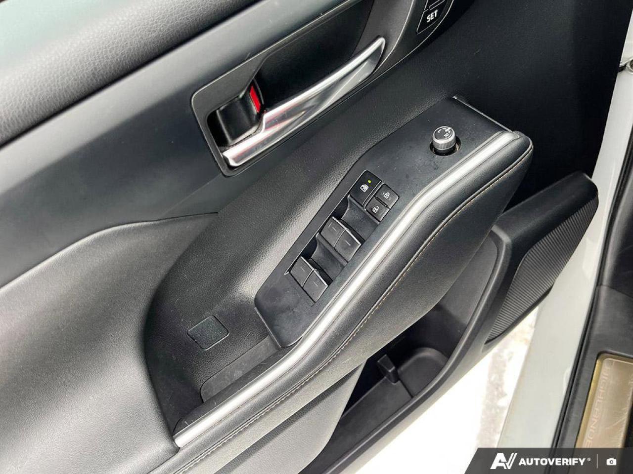 2023 Toyota Highlander Hybrid XLE Bronze Edition | Adaptive Cruise | Sunroof | Apple CarPlay & Android Auto | New Tires | Photo