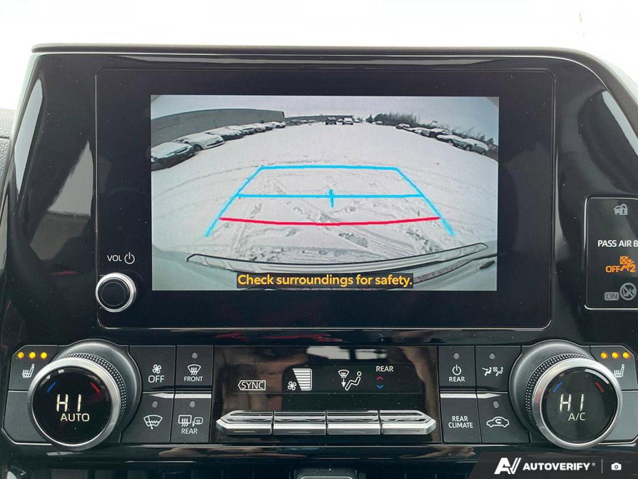 2023 Toyota Highlander Hybrid XLE Bronze Edition | Adaptive Cruise | Sunroof | Apple CarPlay & Android Auto | New Tires | Photo