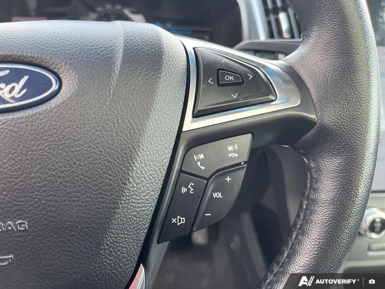 2023 Ford Edge Titanium AWD | Leather | Pano Roof | B&O Sound | Heated Seats + Steering | Remote Start | and More ! Photo