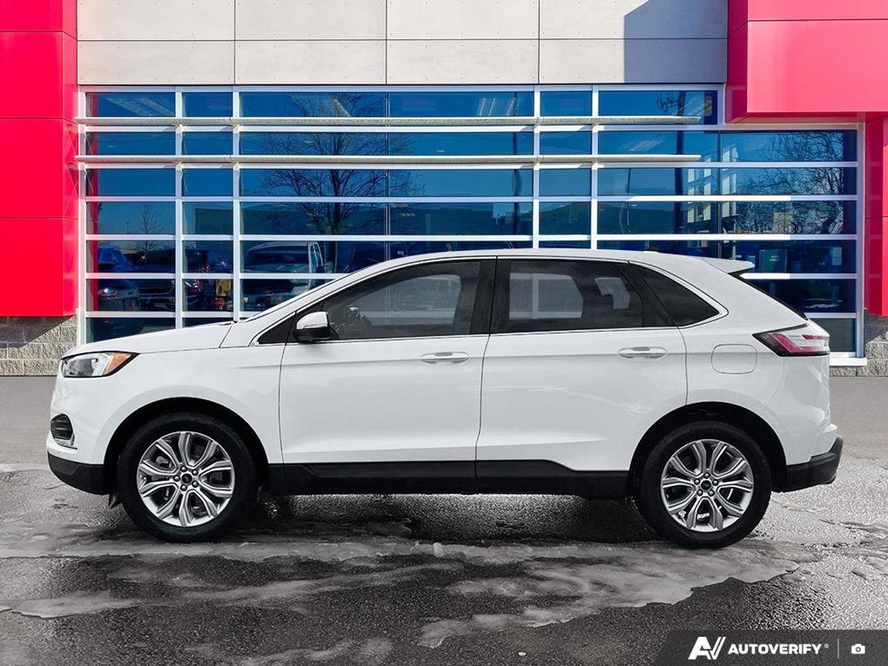 2023 Ford Edge Titanium AWD | Leather | Pano Roof | B&O Sound | Heated Seats + Steering | Remote Start | and More ! Photo