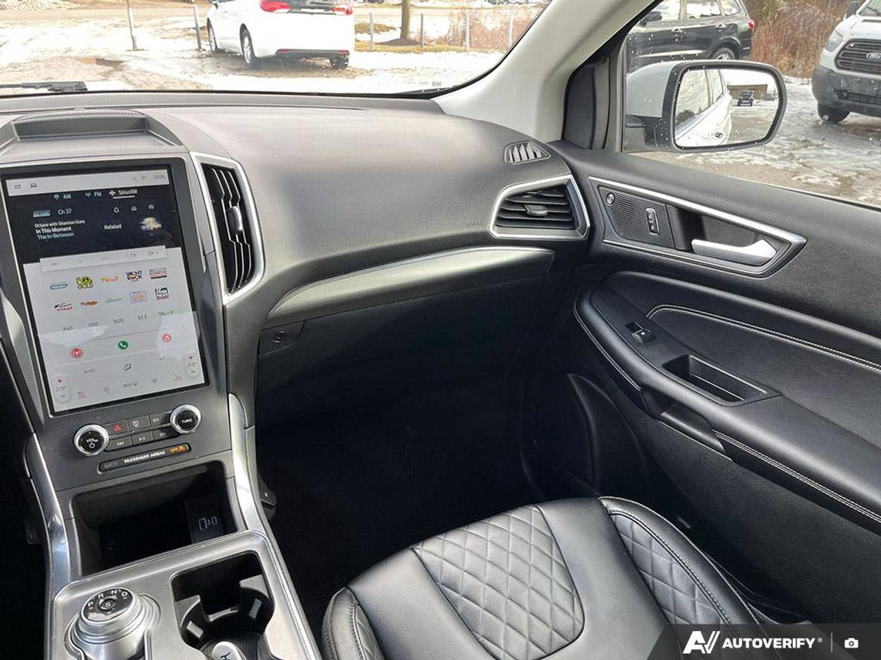 2023 Ford Edge Titanium AWD | Leather | Pano Roof | B&O Sound | Heated Seats + Steering | Remote Start | and More ! Photo