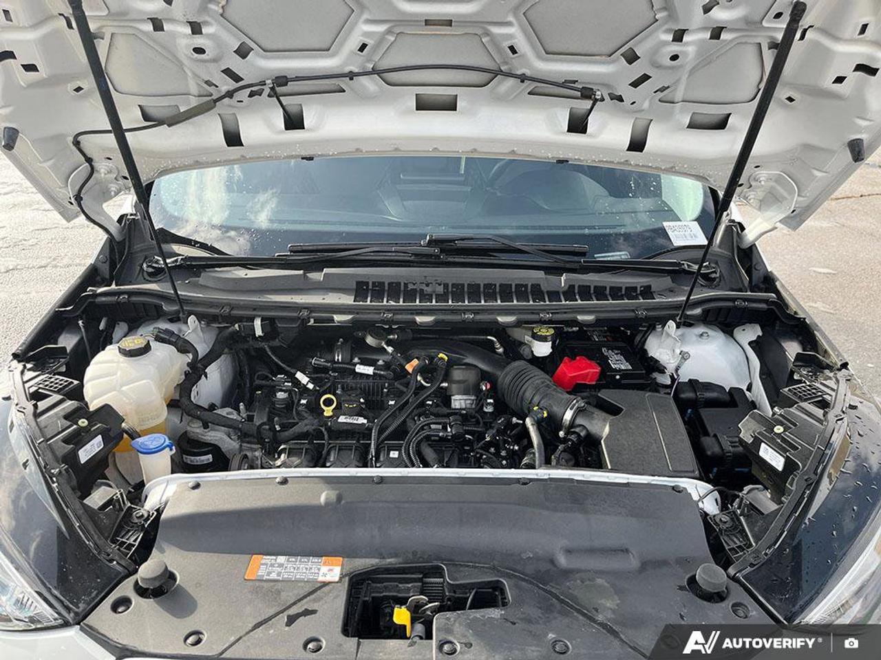 2023 Ford Edge Titanium AWD | Leather | Pano Roof | B&O Sound | Heated Seats + Steering | Remote Start | and More ! Photo